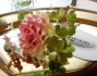 Сладка захарна декорация от „НОВА Кетъринг”, цветя от фондан – стилен подарък за гостите...